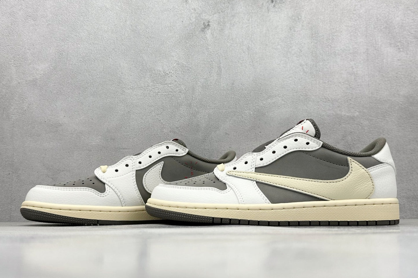 Travis Scott x Air Jordan 1 Low