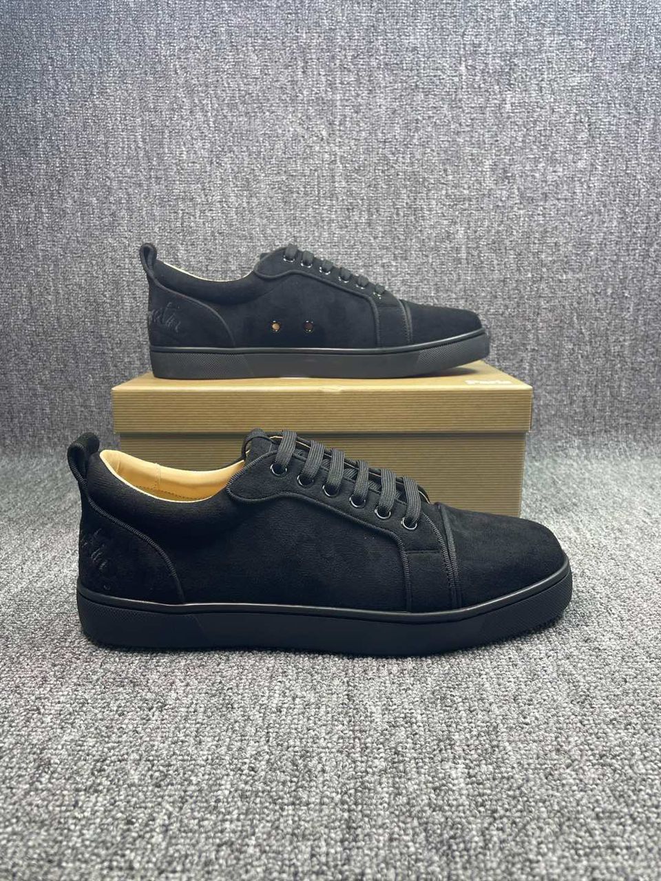 Christian Louboutin, Louis Junior