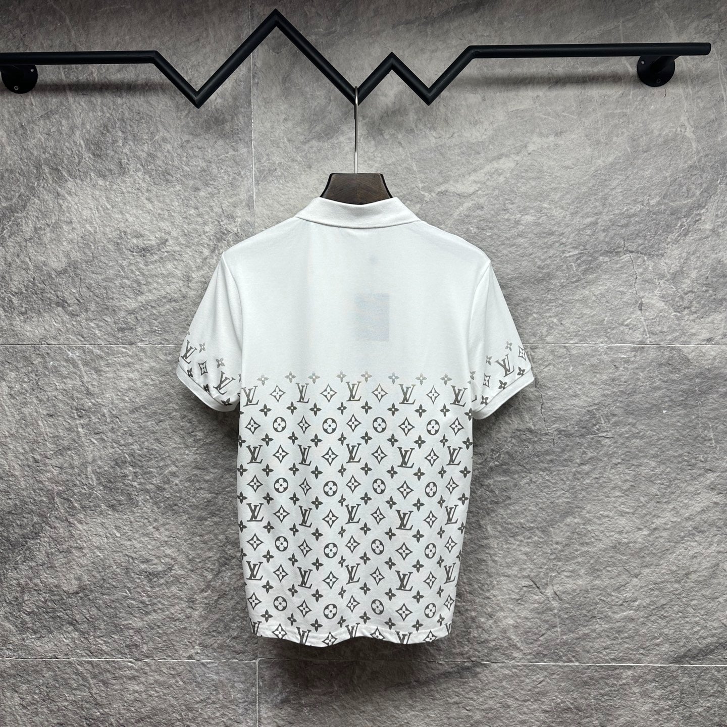 Polo LV Louis Vuitton monograma estampado gradiente