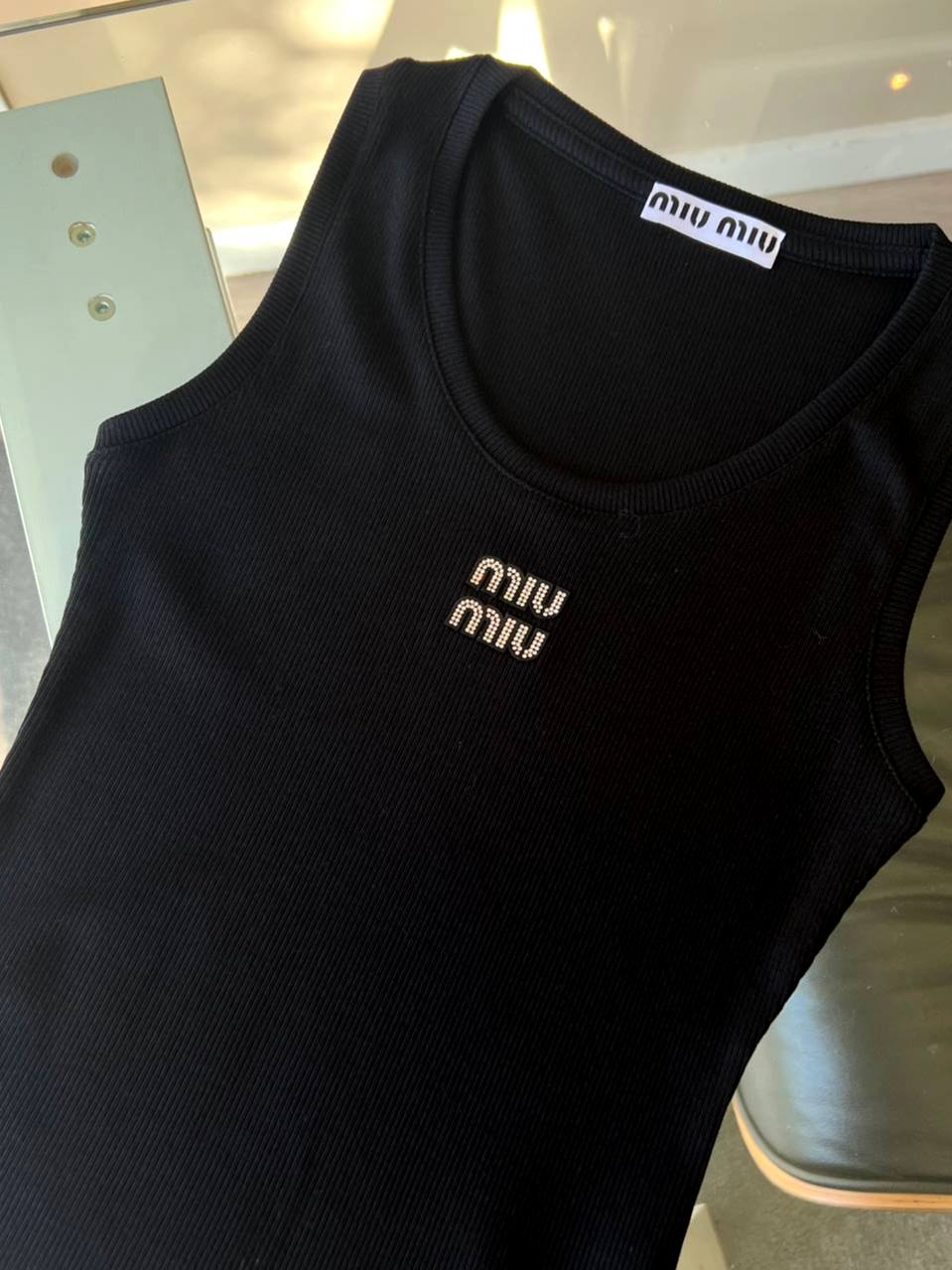 Top Miu Miu
