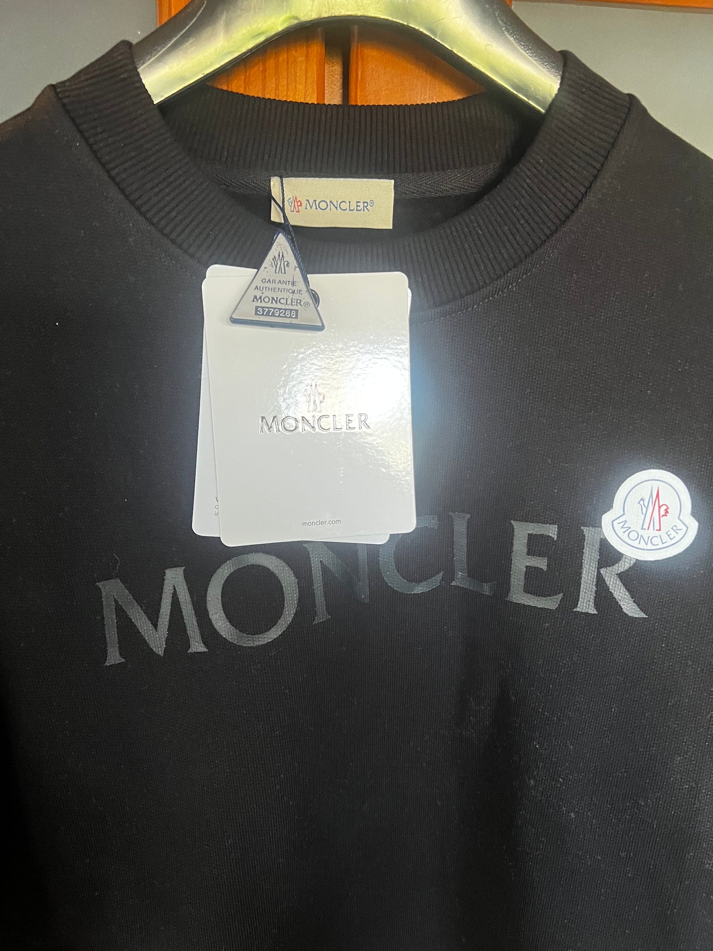 PROMOÇÃO Sweatshirt Moncler tam. M