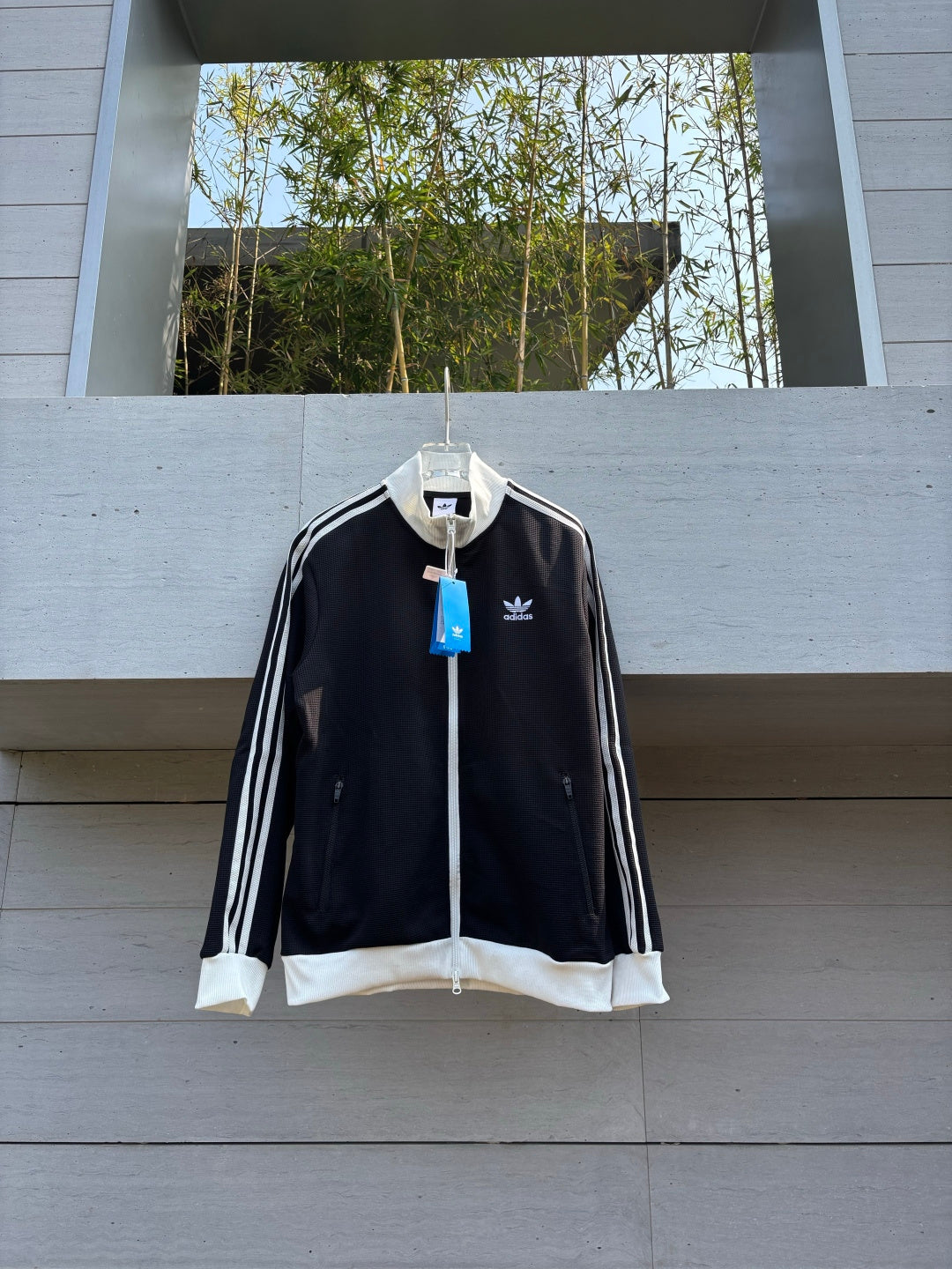 Adidas Originals Knit Track Top Preto + Branco