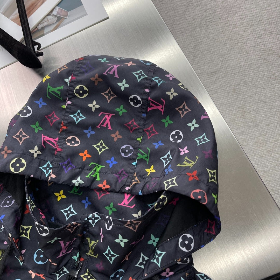 Casaco corta-vento com capuz LV Louis Vuitton Monogram