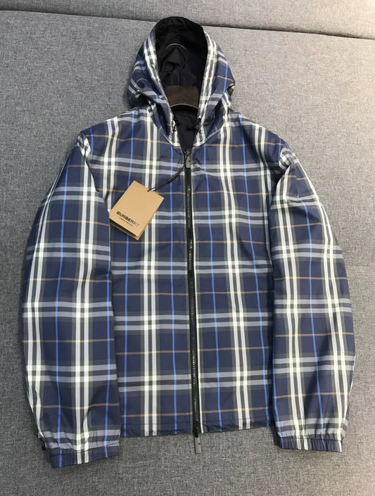Casaco Burberry reversível modelo Newport