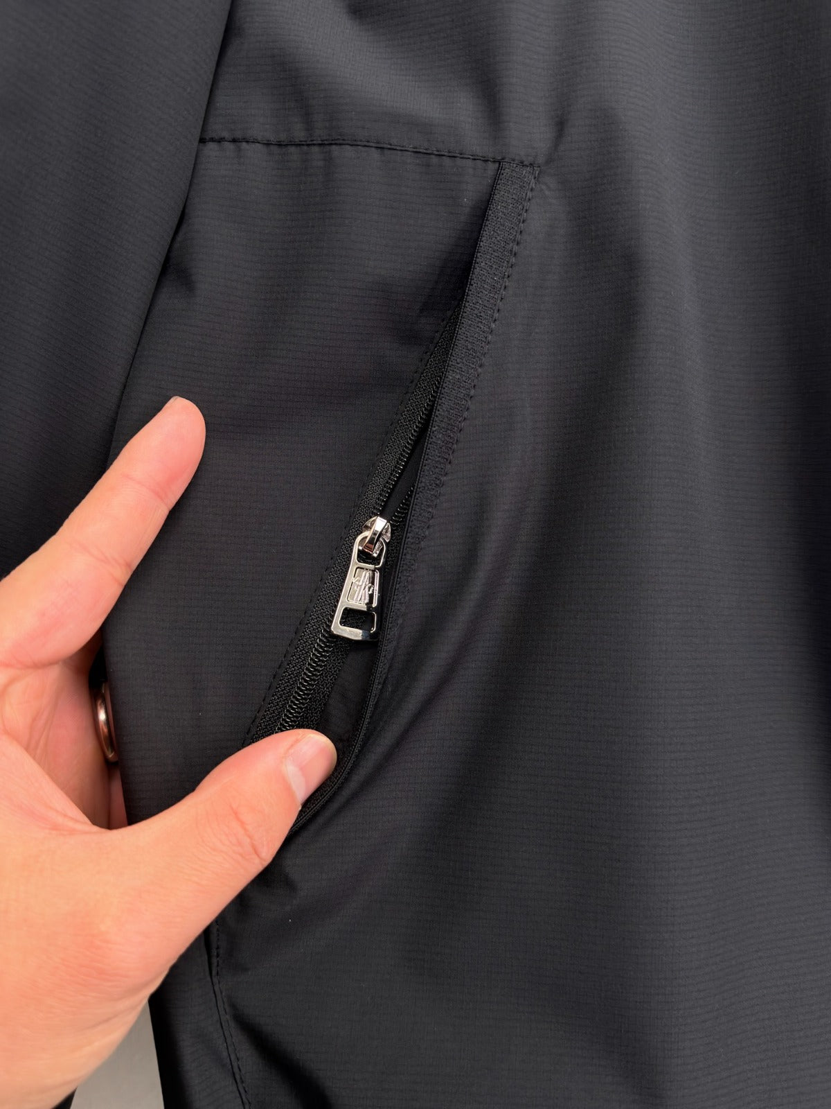 Casaco corta vento Moncler Graneroq