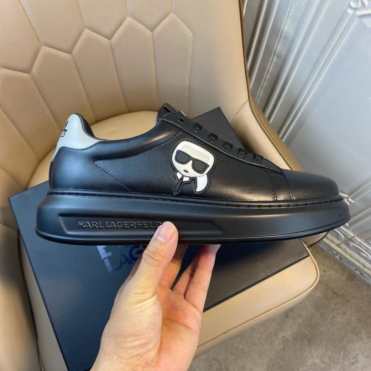 Karl Lagerfeld Kapri Ikonik