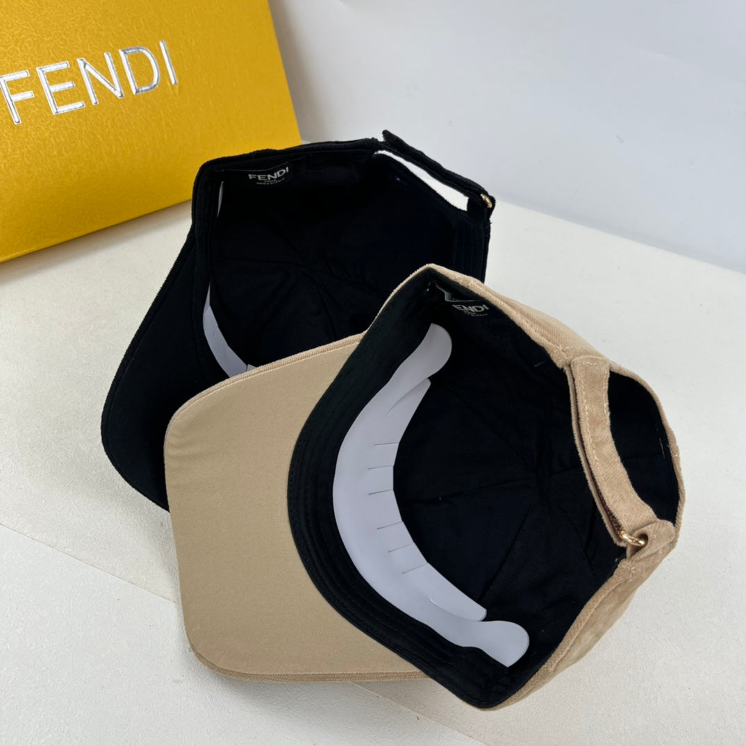 Boné Fendi