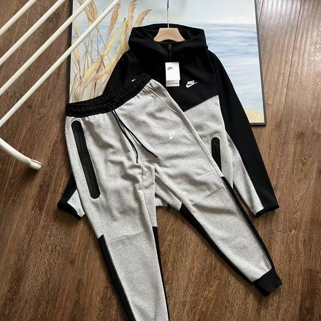 Nike Tech