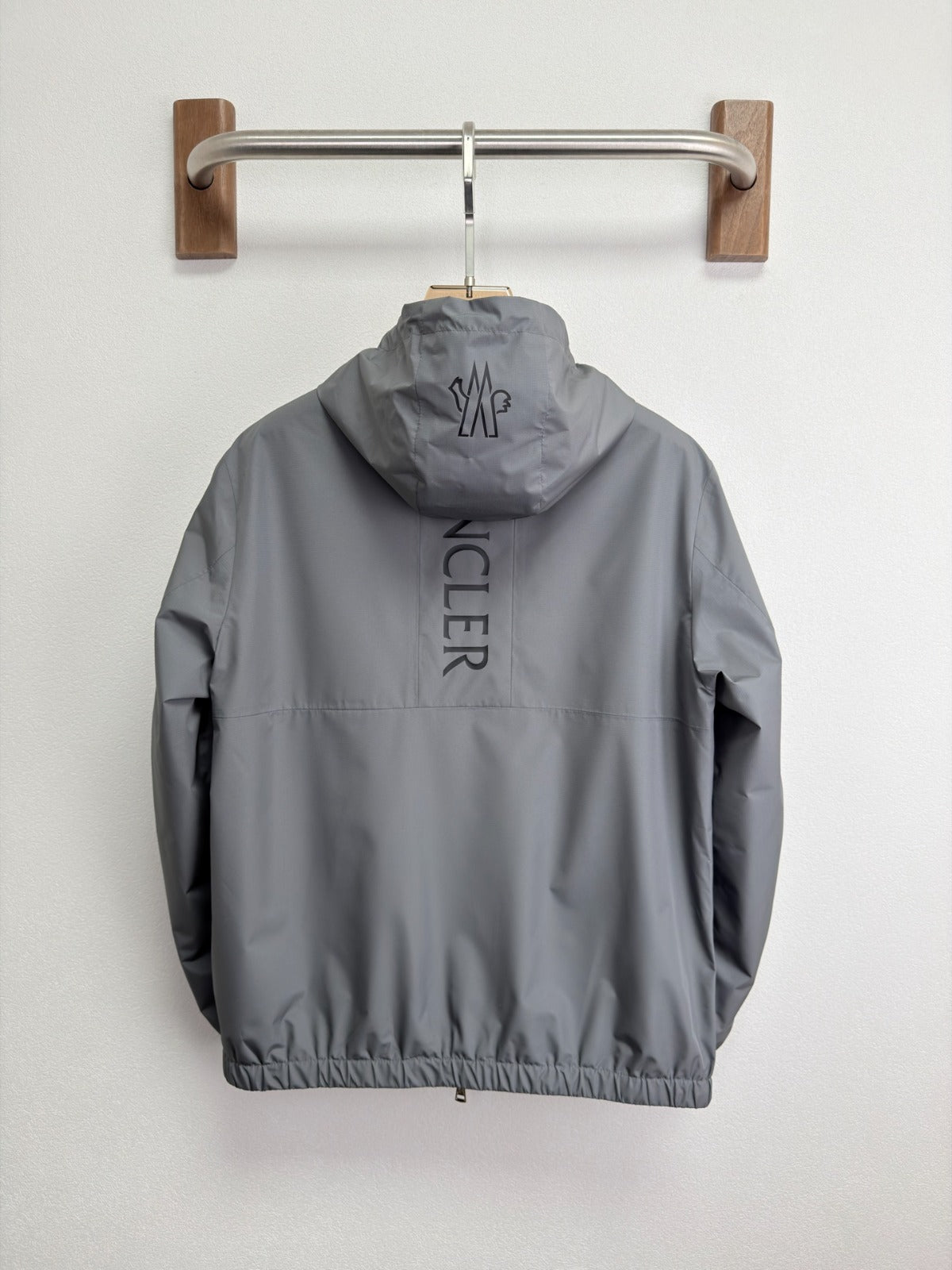 Casaco corta vento Moncler Graneroq