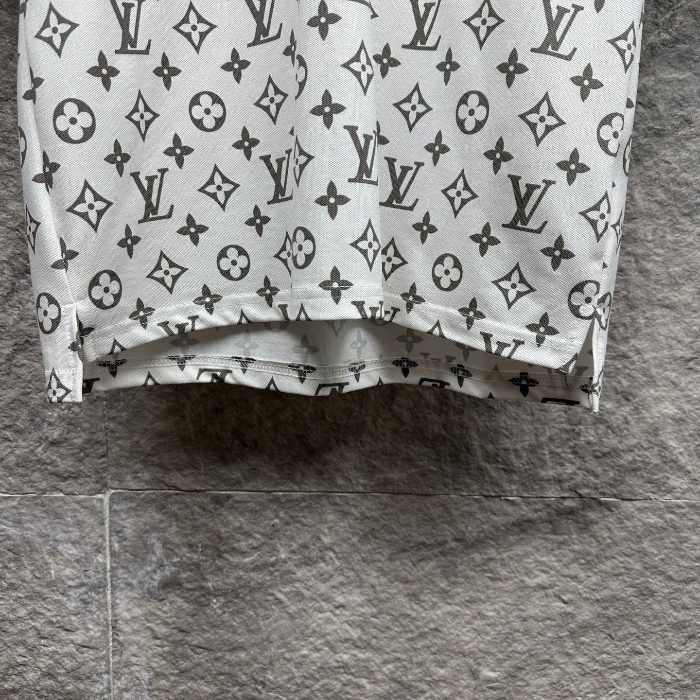 Polo LV Louis Vuitton monograma estampado gradiente