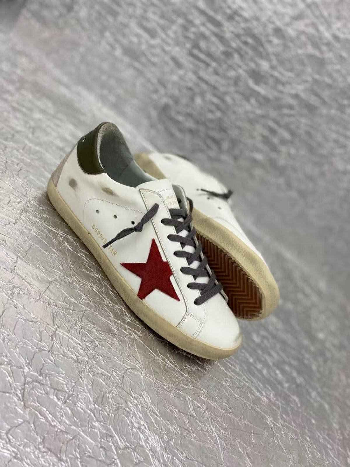 Golden Goose Super-Star