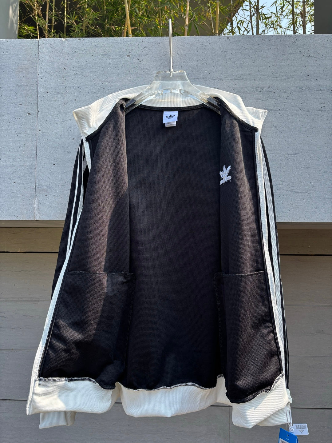 Adidas Originals Knit Track Top Preto + Branco