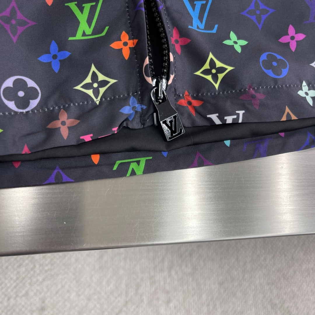Casaco corta-vento com capuz LV Louis Vuitton Monogram