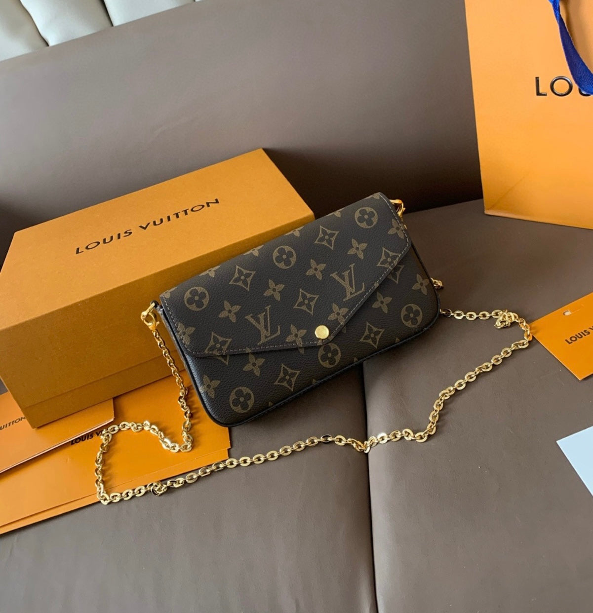 LV Pochette Félicie