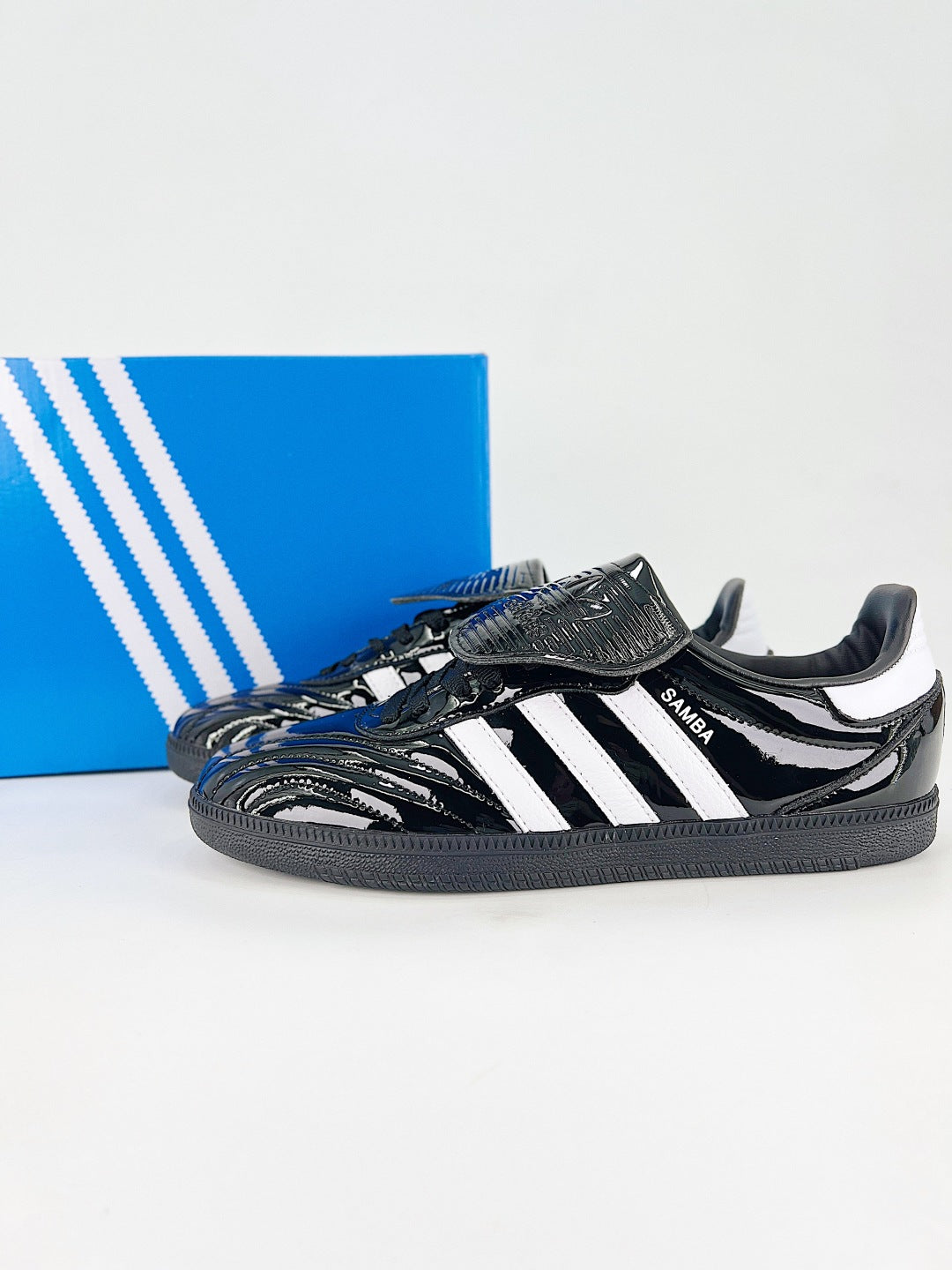 Adidas Samba LT Core