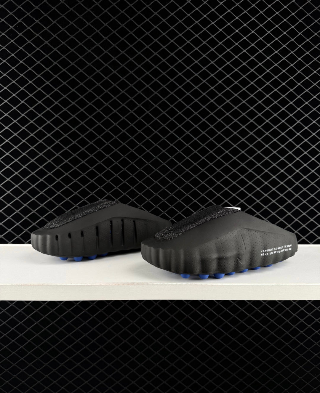 Chinelos Fragment x Nike Mind 001 Slide