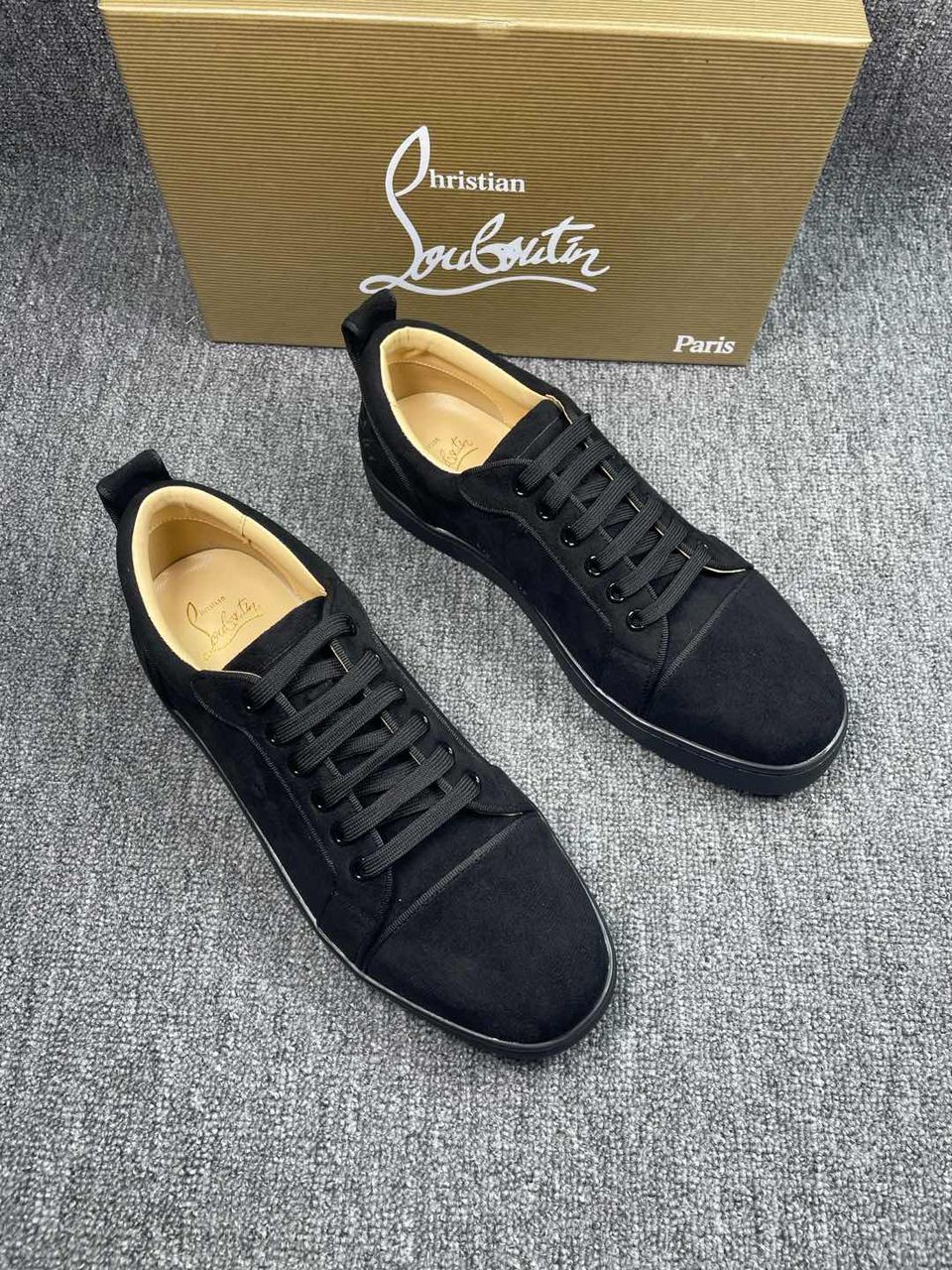 Christian Louboutin, Louis Junior