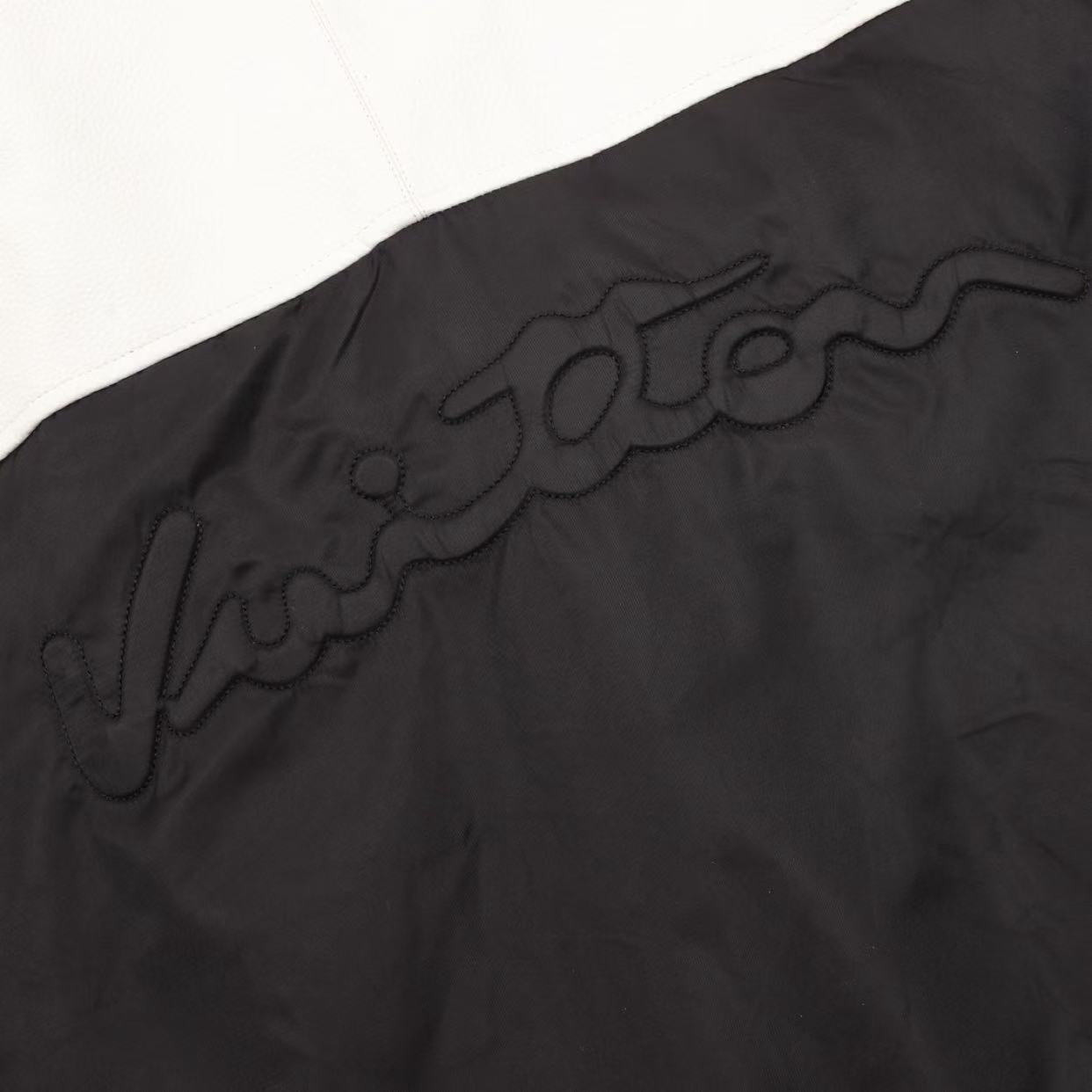 Bomber varsity da LV