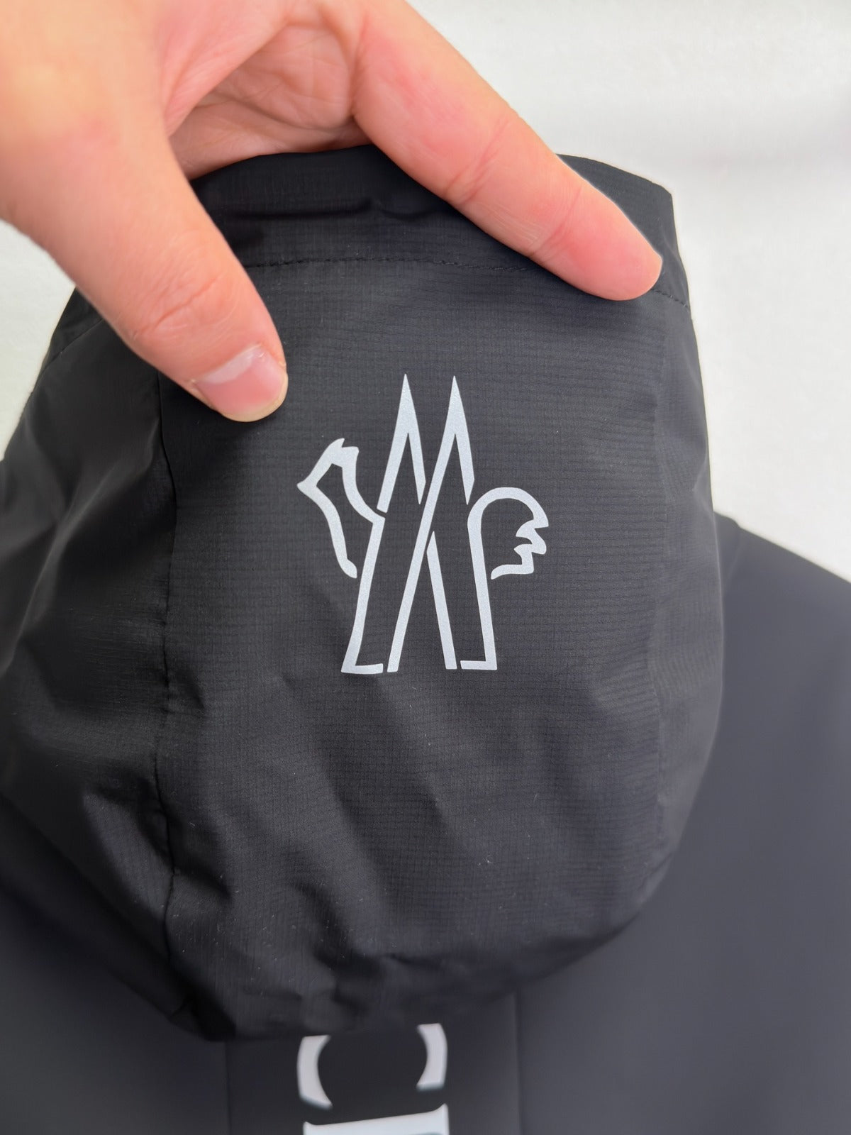 Casaco corta vento Moncler Graneroq