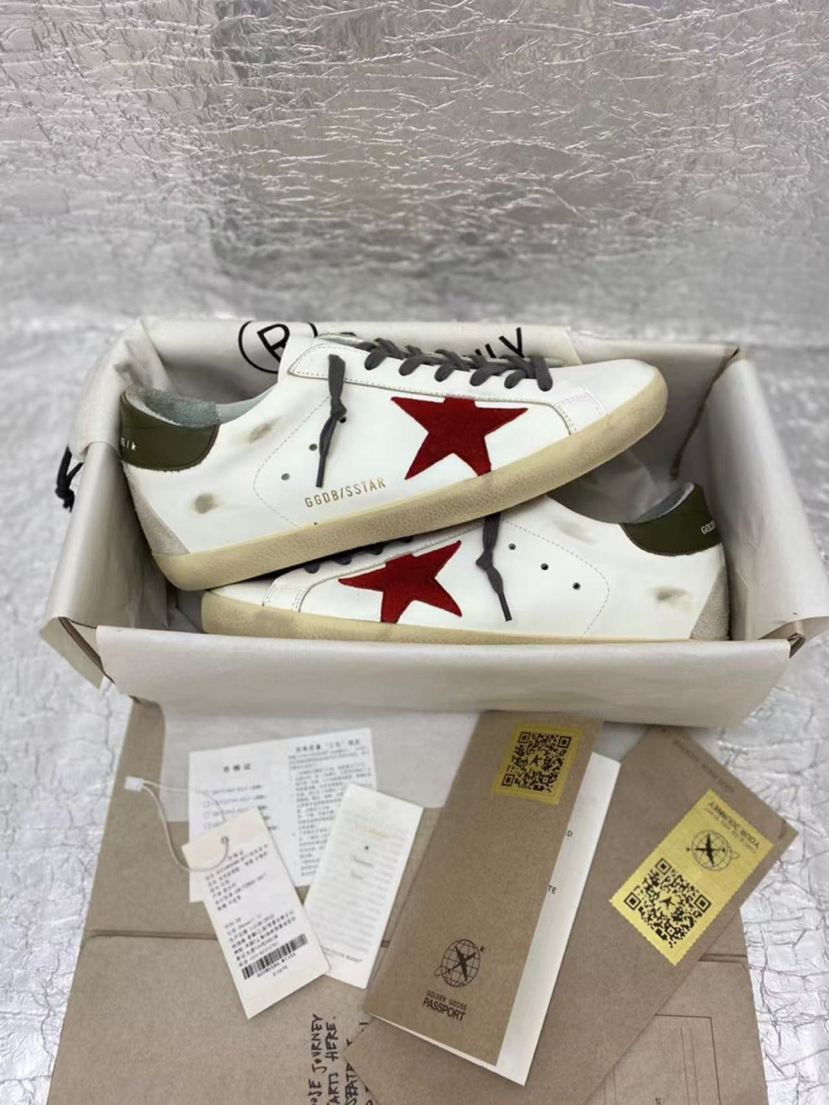 Golden Goose Super-Star