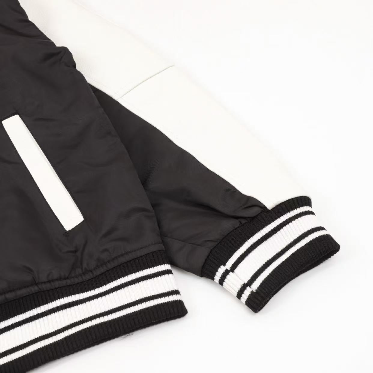 Bomber varsity da LV