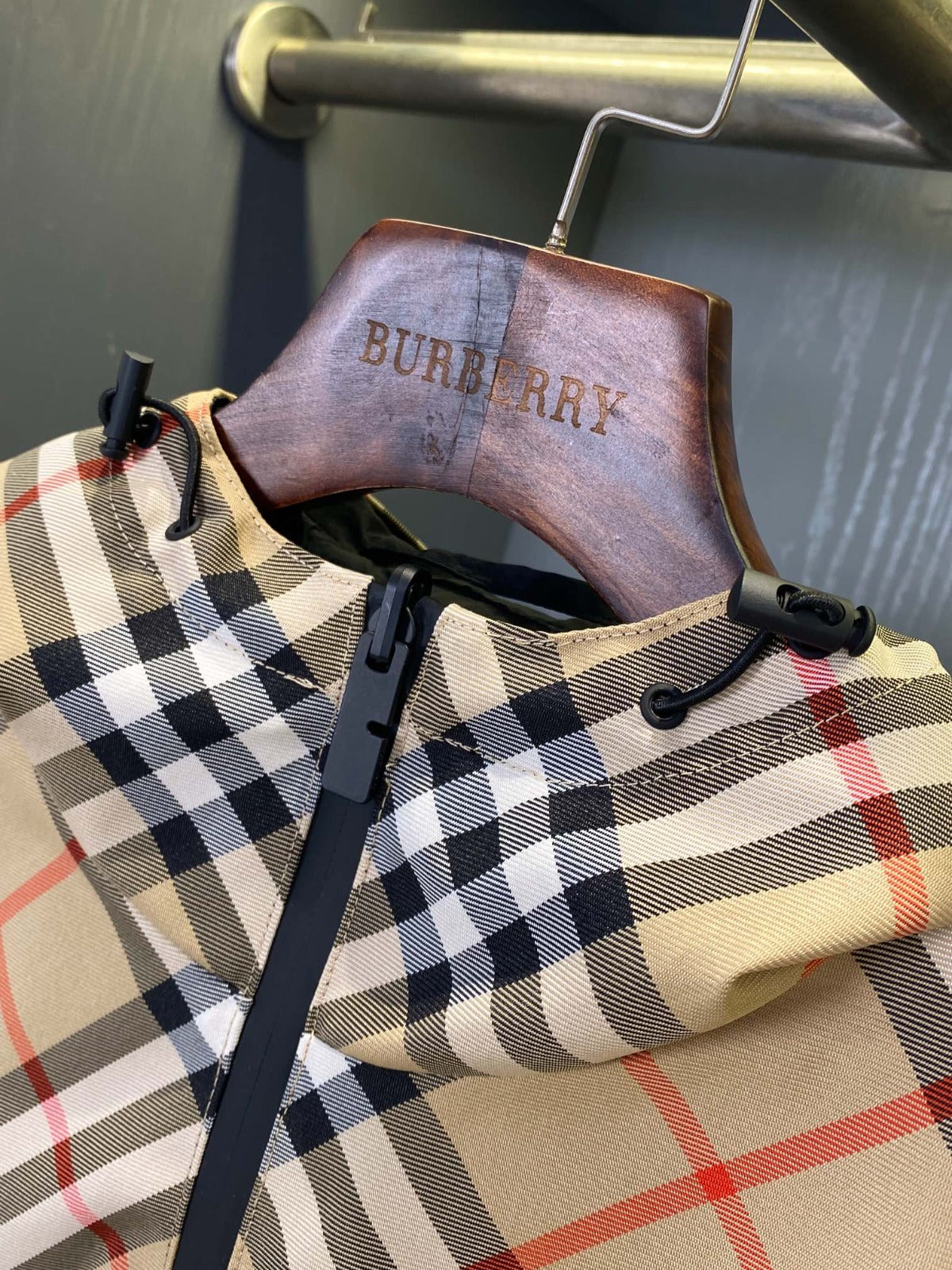 Casaco corta-vento reversível Burberry