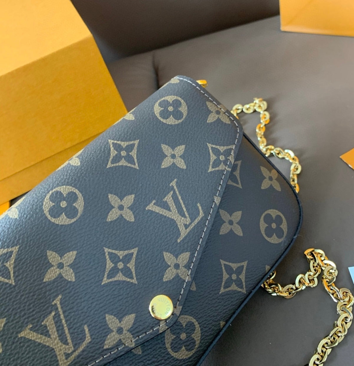 LV Pochette Félicie