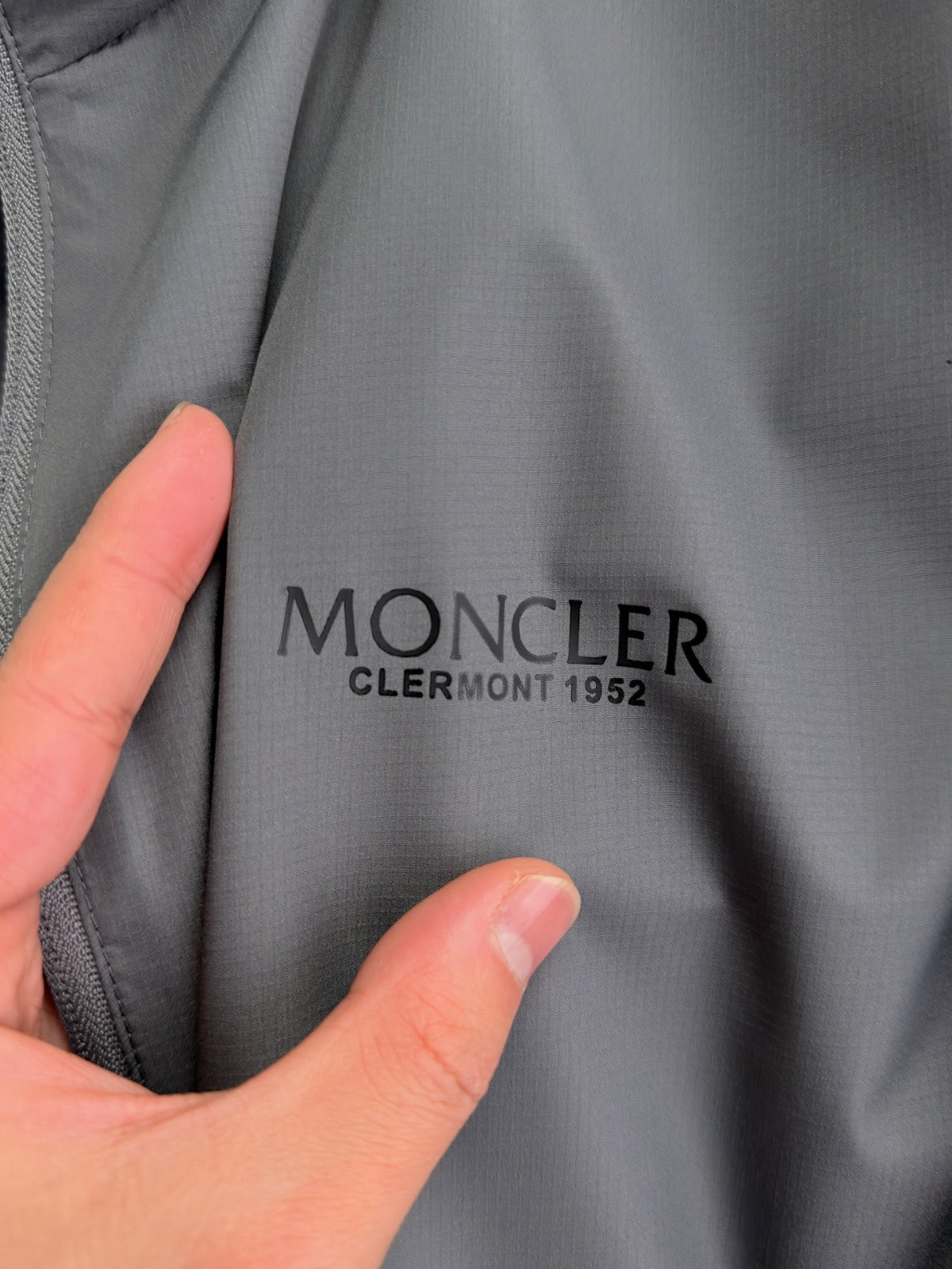 Casaco corta vento Moncler Graneroq