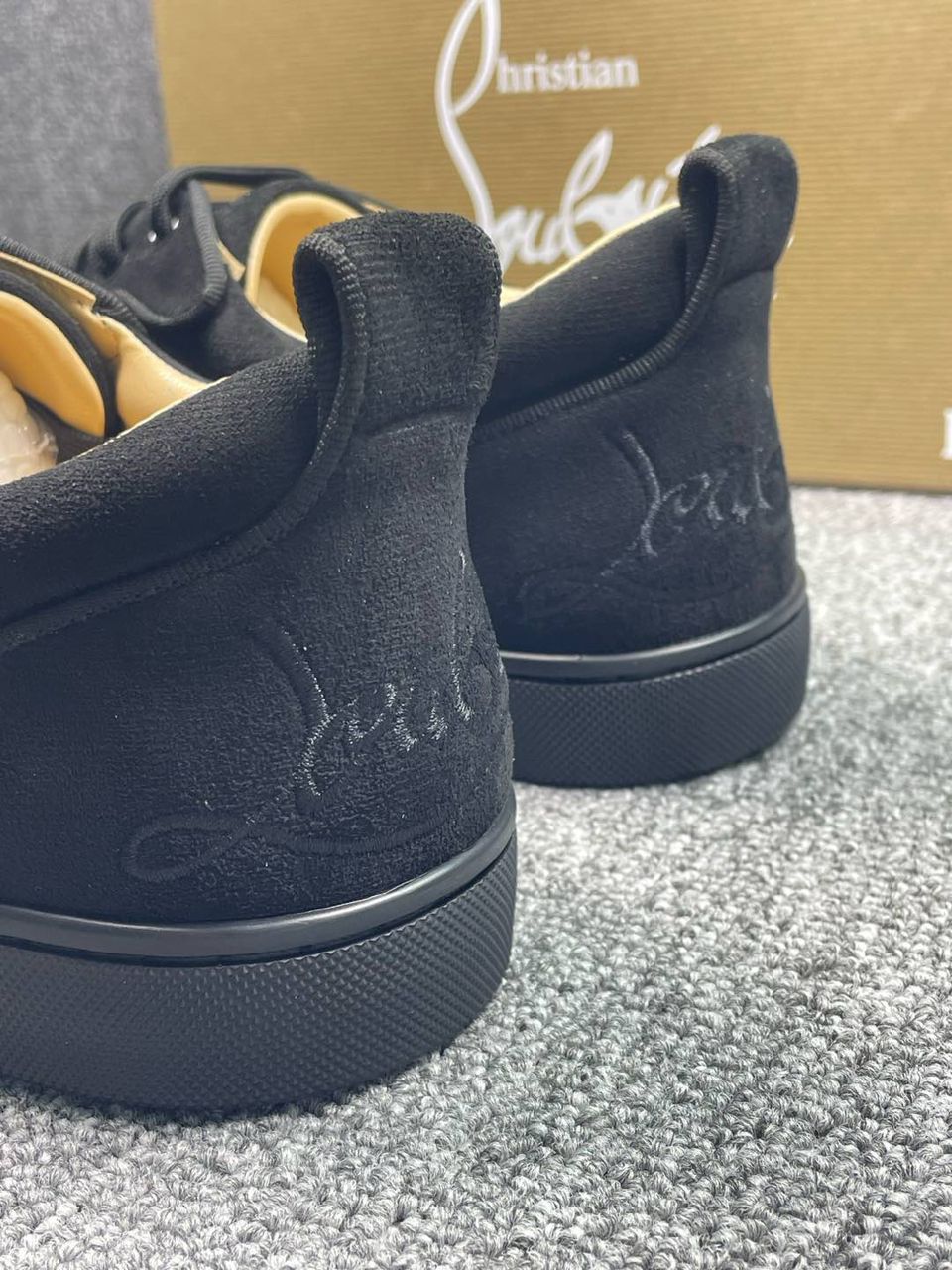 Christian Louboutin, Louis Junior