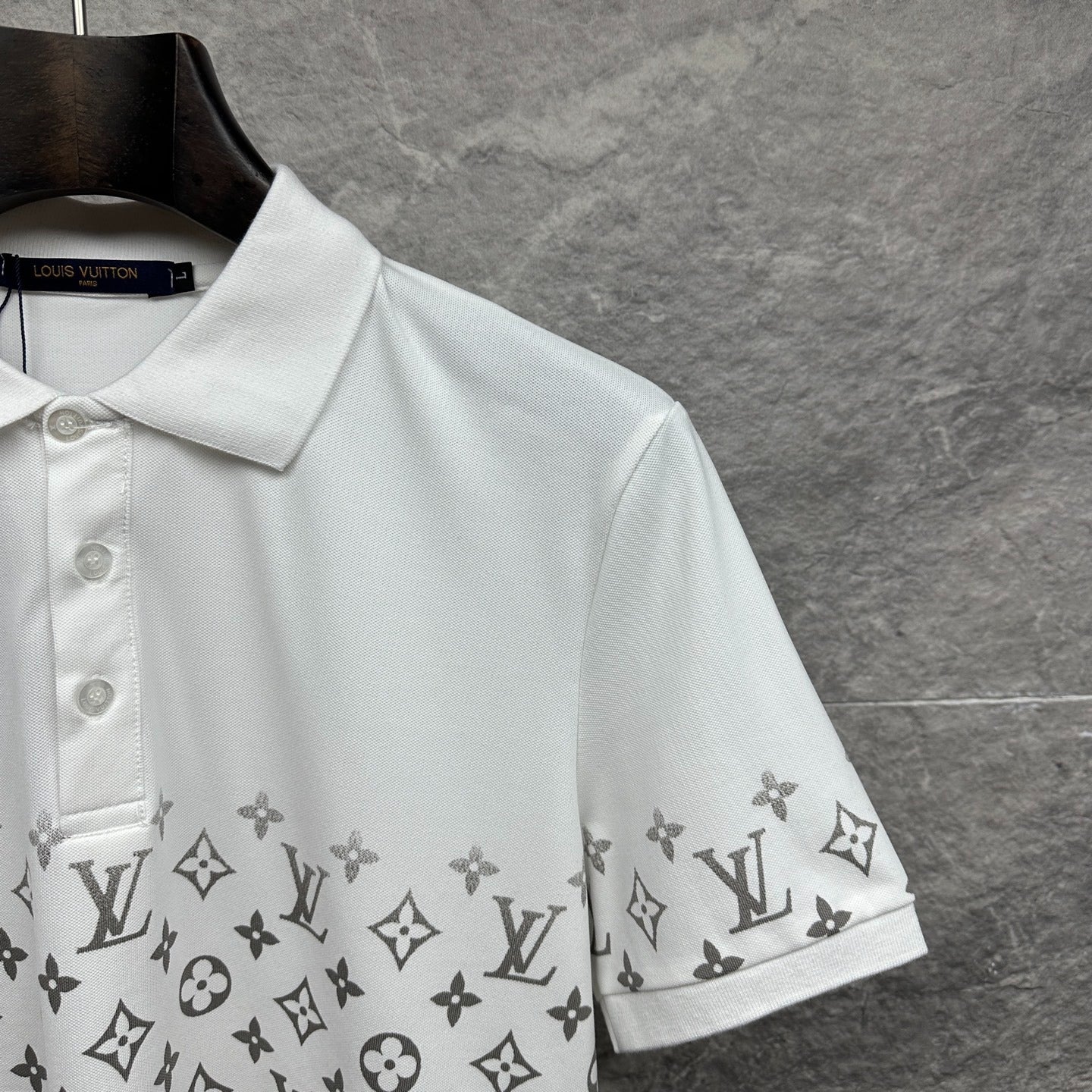 Polo LV Louis Vuitton monograma estampado gradiente