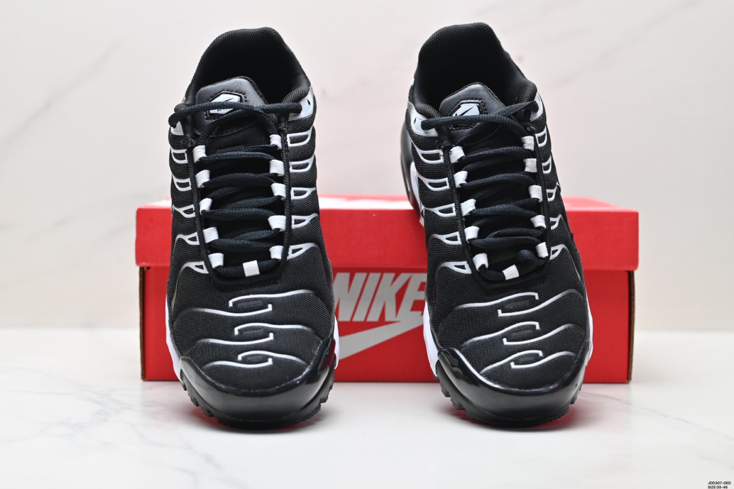 Nike Air Max Plus TN - VENOM V2