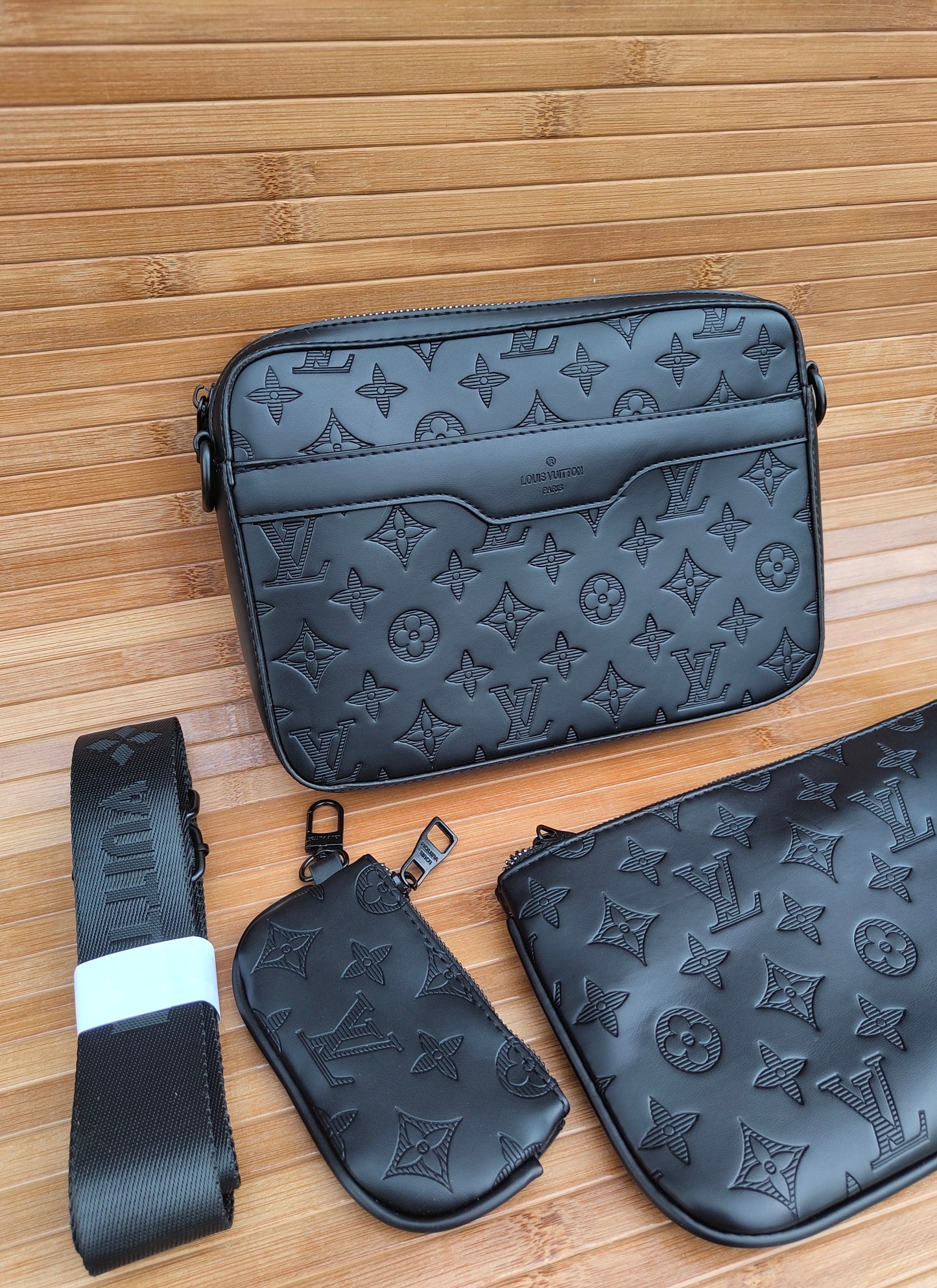 Louis Vuitton Trio Messenger