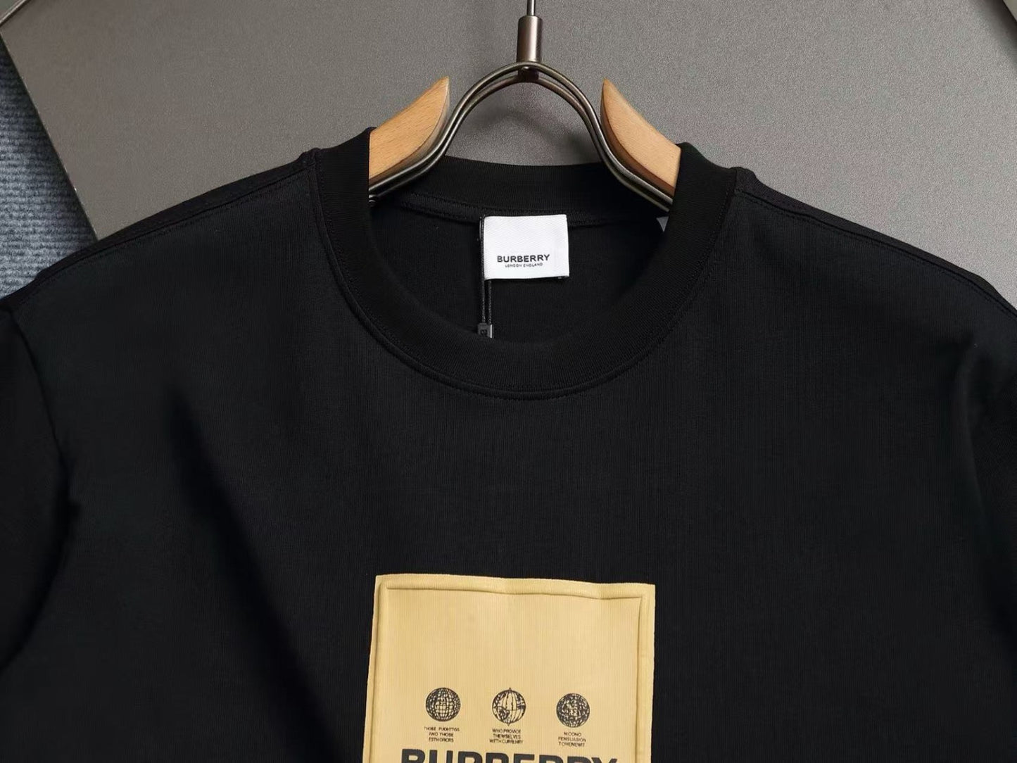 T-shirt Burberry